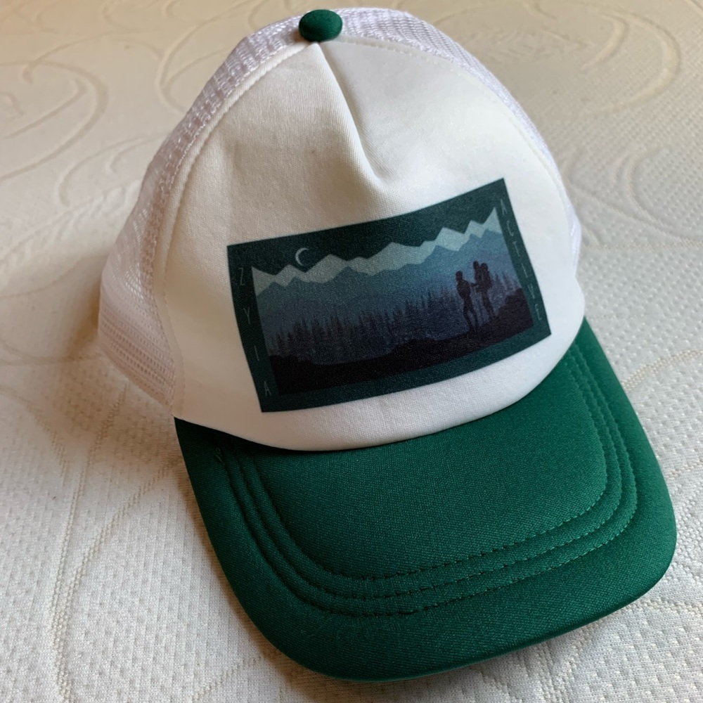 ZYIA Girls Hiking Trucker hat NTW